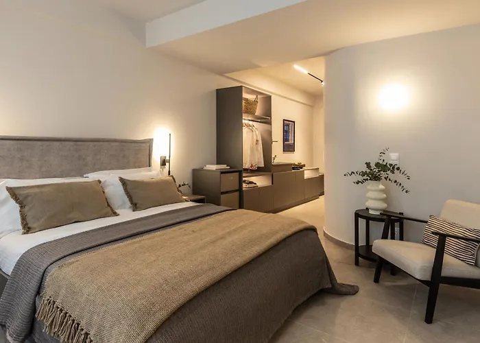 Celestial Suites At Praxitelous